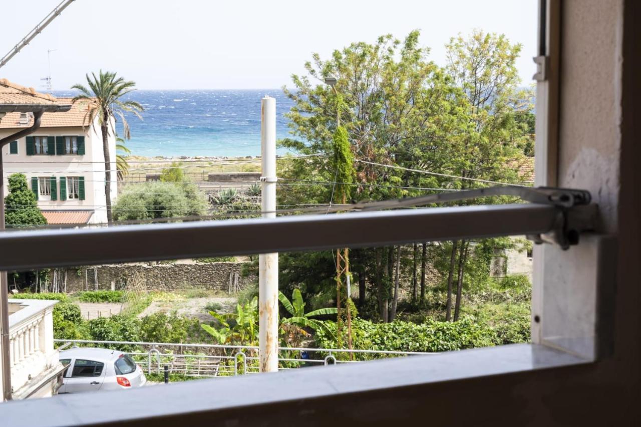 Apartmán Casa Ambra Mare Bordighera Exteriér fotografie