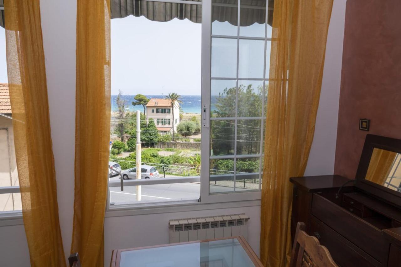 Apartmán Casa Ambra Mare Bordighera Exteriér fotografie